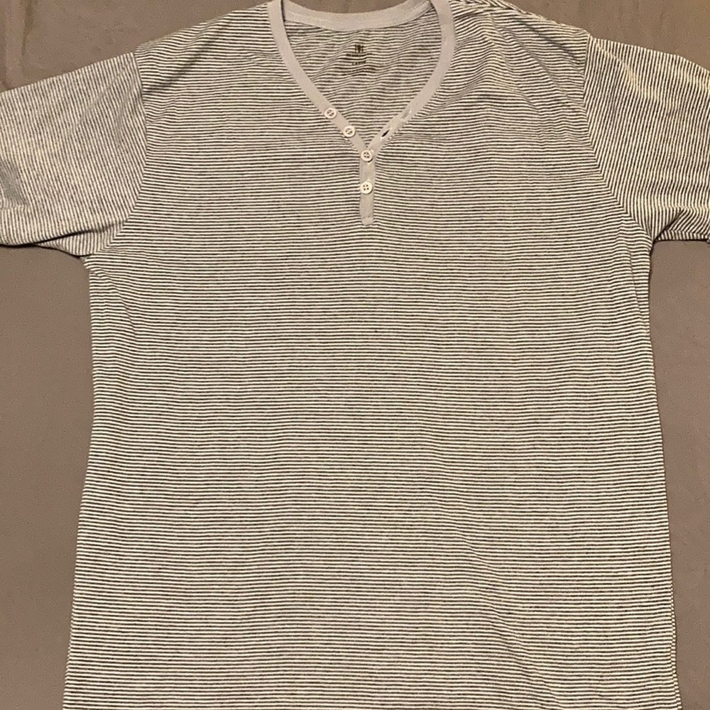 Cotton On TShirt